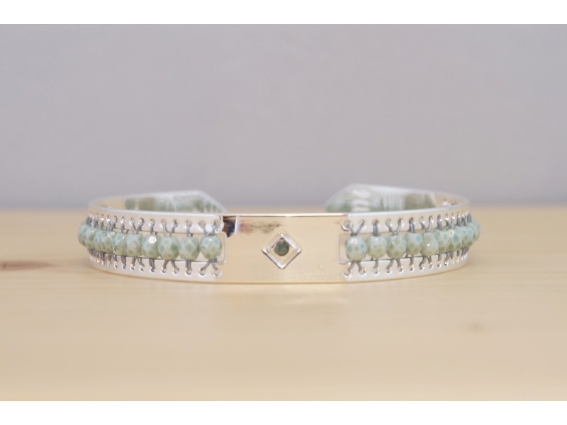 bracelet jonc femme, plaqué argent et perles vert émeraude bracelet jonc femme, plaqué argent et perles vert émeraude
