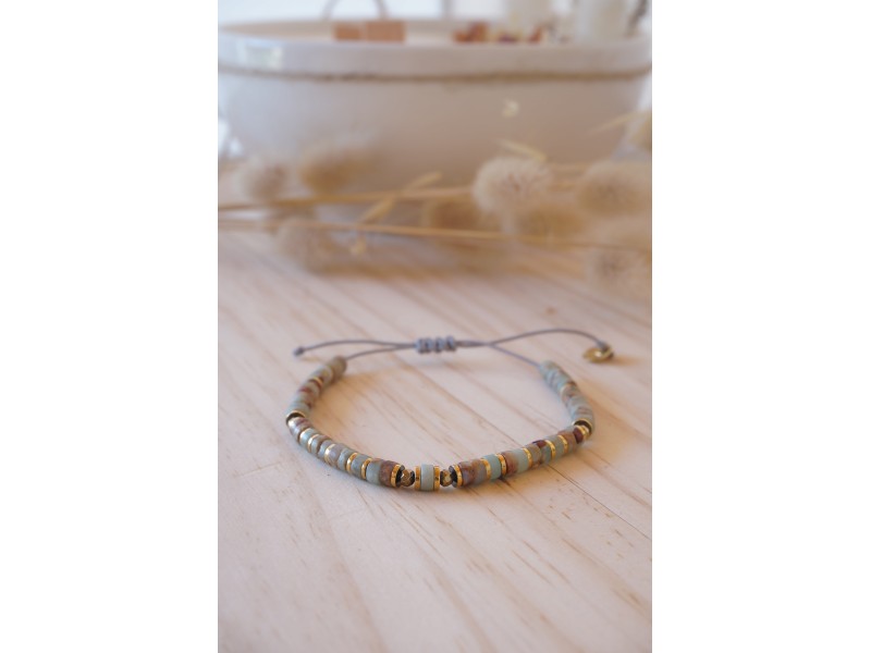 bracelet heishi , pierre naturelle, jaspe, vert d'eau , bijou femme bracelet heishi , pierre naturelle, jaspe, vert d'eau , bijou femme