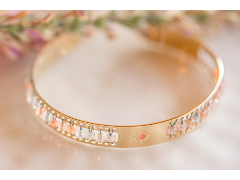 bracelet femme, jonc doré, pierre naturelle arusha