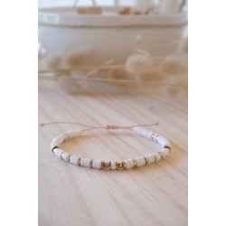 bracelet heishi, blanc et or , bracelet femme, coquillage, bijoux été