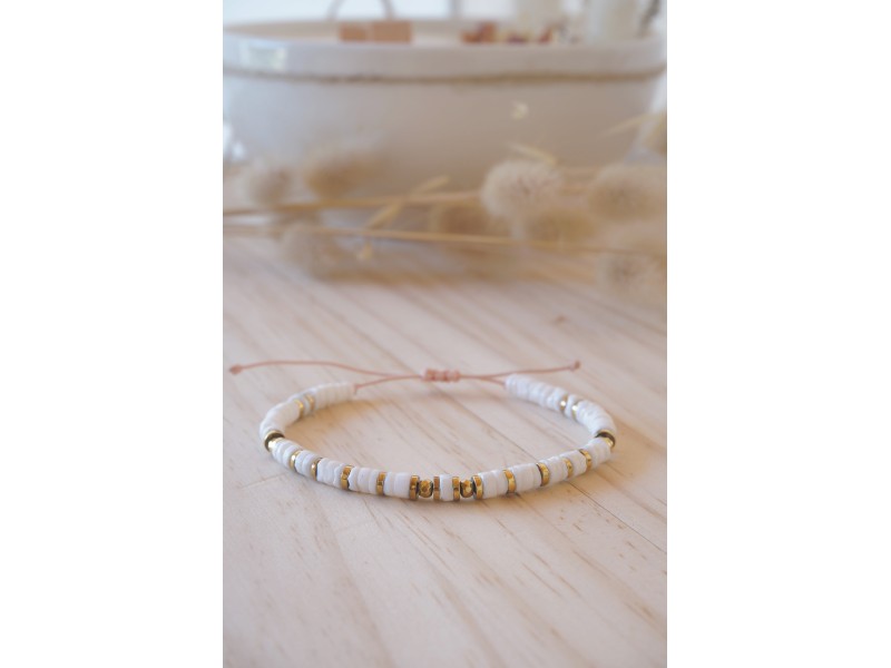 bracelet heishi, blanc et or , bracelet femme, coquillage, bijoux été bracelet heishi, blanc et or , bracelet femme, coquillage, bijoux été