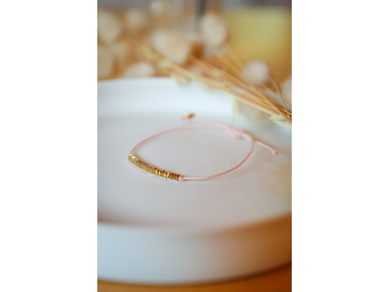 bracelet femme, hématite doré, cordon rose, bijou fin  , pierre naturelle, pierre fine