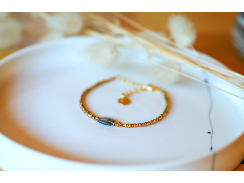 bralcelet bijou femme, hématite dorée , pierre naturelle, labradorite, pierre grise