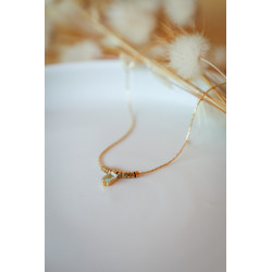 collier en acier inoxydable doré , ras de coup , perle bleu ciel
