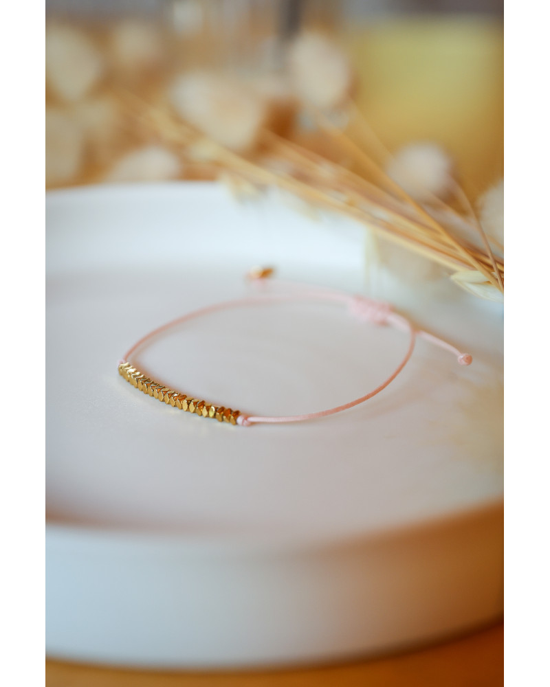bracelet femme, hématite doré, cordon rose, bijou fin  , pierre naturelle, pierre fine