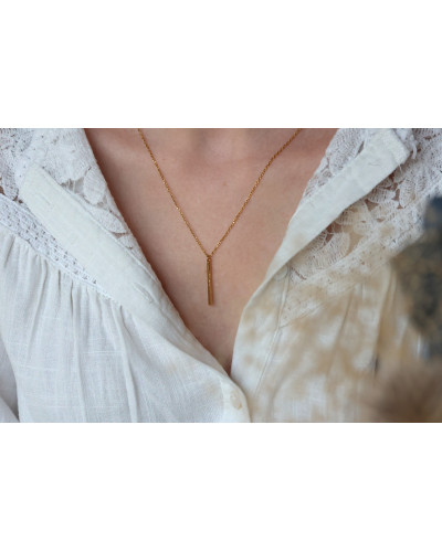Collier tige, doré , bijou femme, barre des ecrins, montagne